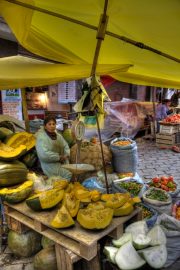 Markt in La Paz, Bolivien: hier werden Kürbisse angeboten