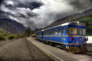 Der kleine Anden-Zug in Ollantaytambo.