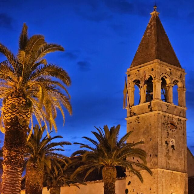 Still in love with that place. A very special blue! 💙

#blue #nightphotography #hrvatska #croatia #trogir #specialmoments #bluehour #travel #travelphotography